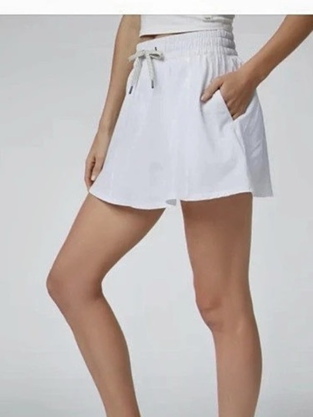Vuori Clementine Skirt Athletic Skort in White